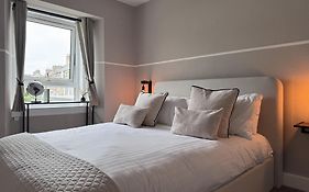The Glendevon Hotel