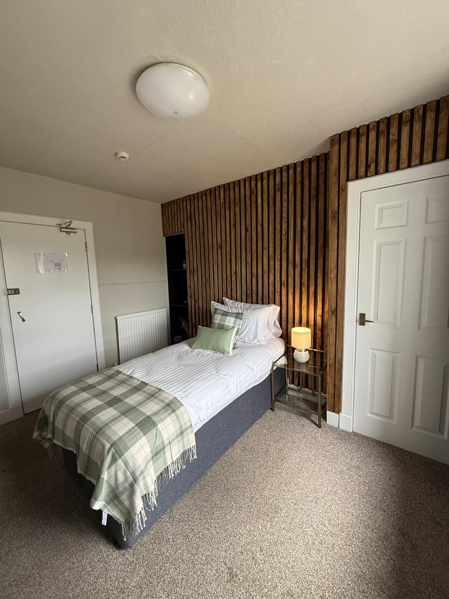 The Glendevon Hotel Auchterarder Kamer foto